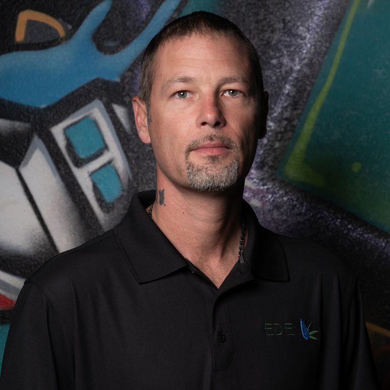 Thomas-Allen_Headshot_2022